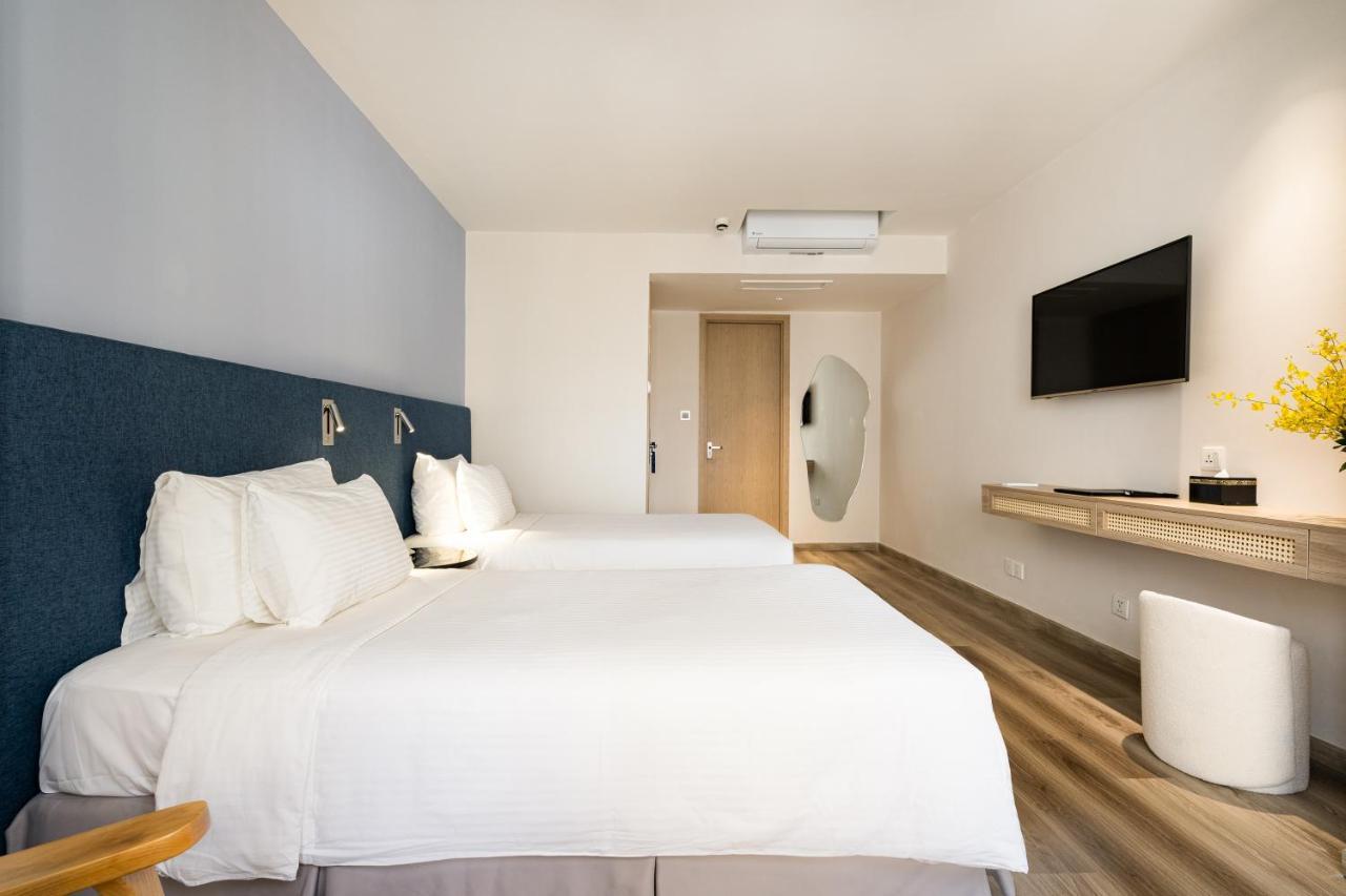 Jovia Hotel Хошимин Екстериор снимка