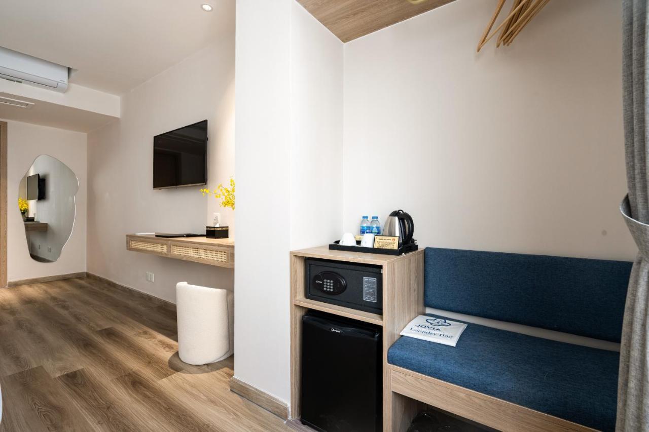 Jovia Hotel Хошимин Екстериор снимка