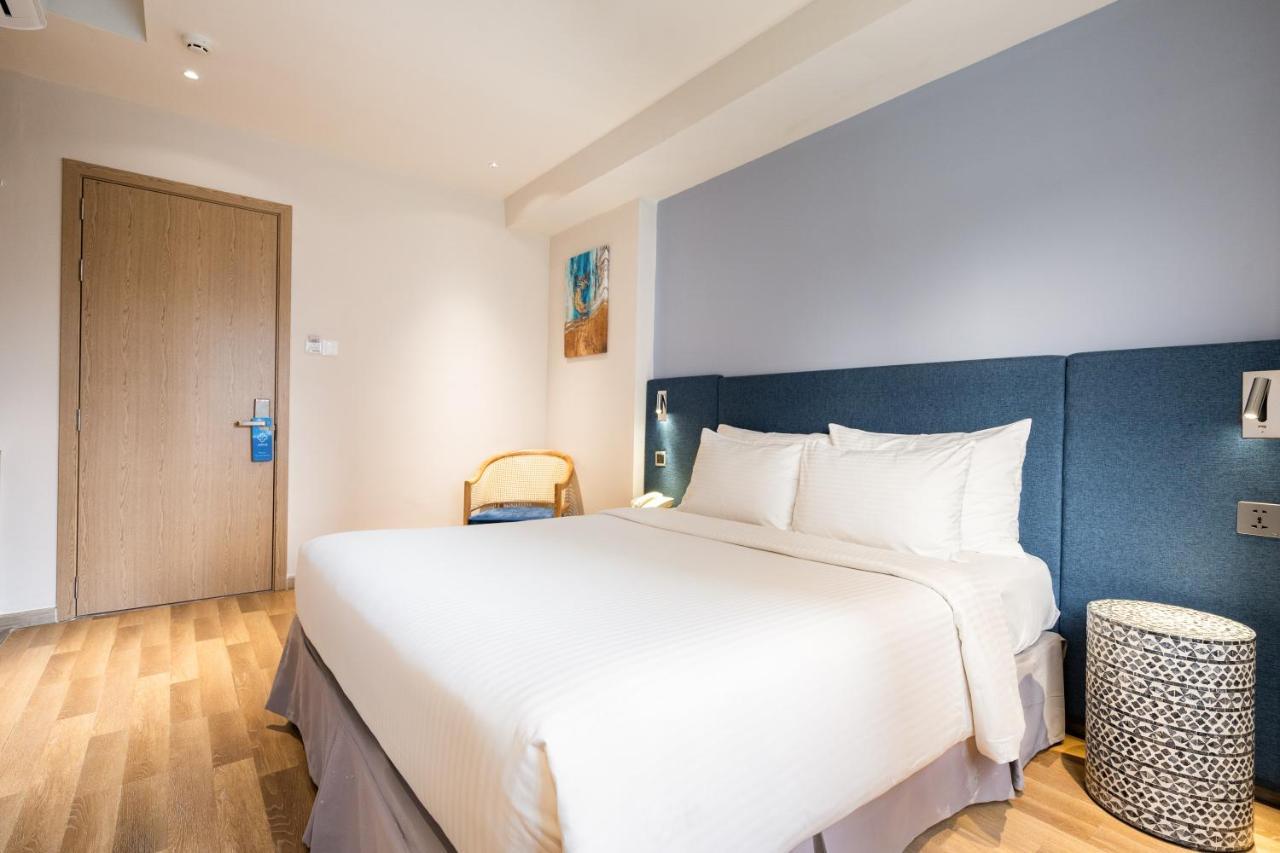 Jovia Hotel Хошимин Екстериор снимка