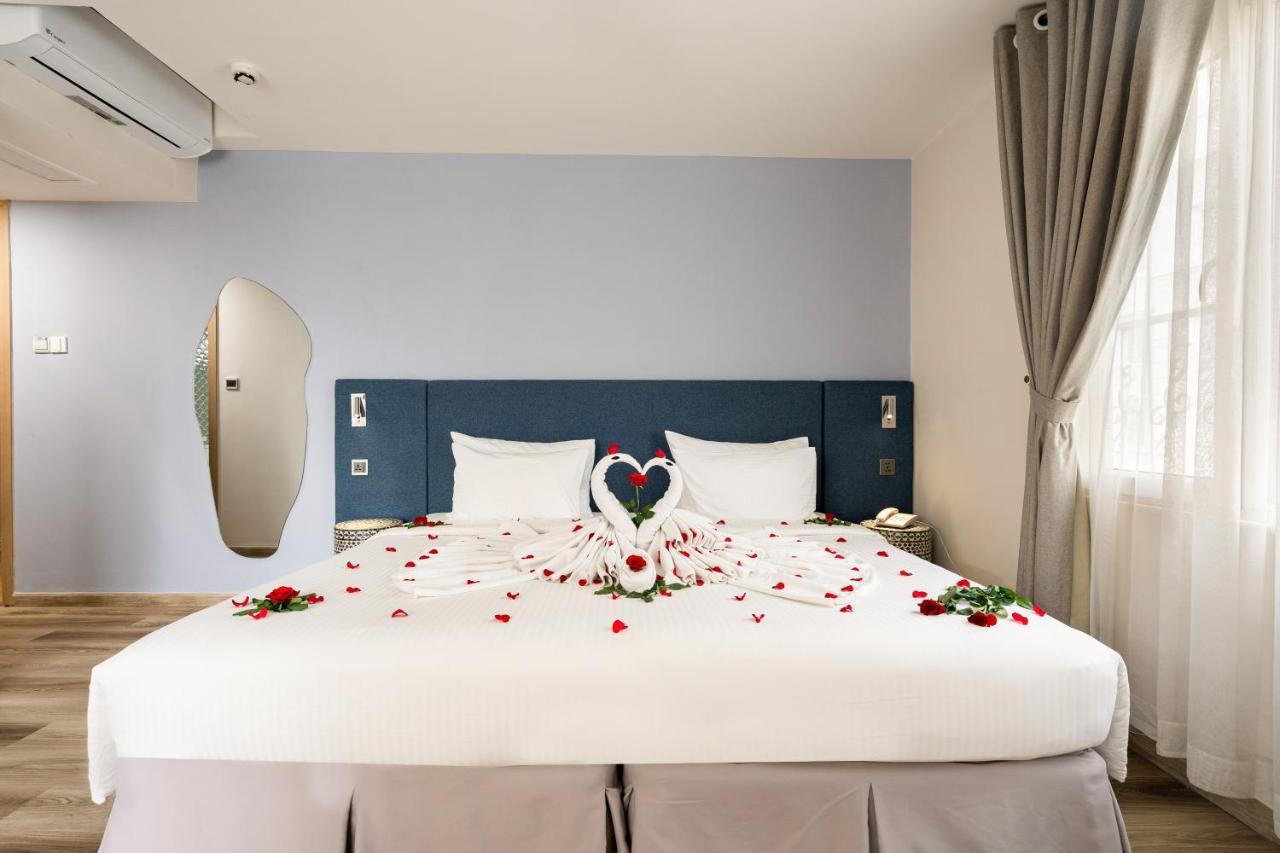 Jovia Hotel Хошимин Екстериор снимка